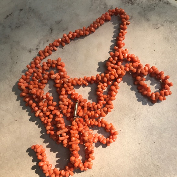 Vintage Real Coral long Necklace Gold clasp - Picture 8 of 9